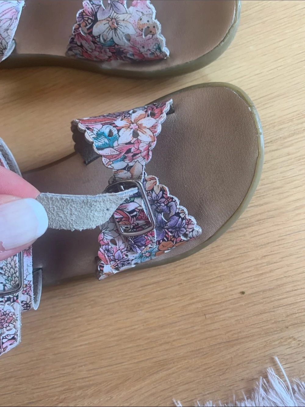 FootMates Leather toddler Sandals 8